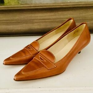 Vintage Joan & David Kitten Heels Circa Point Toe Pumps Brown Leather Size 6.5